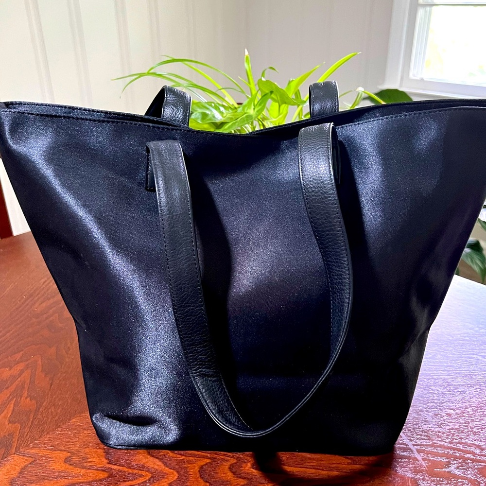 Chico’s Black Woman’s Hand Bag! New Condition just missing tags.